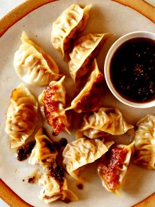 6 pieces Pan-Seared Potstickers