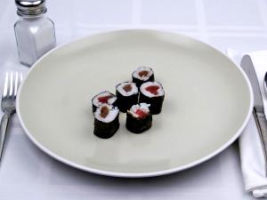 6 Pieces Sushi, Small Tuna Roll