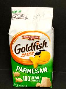 60 pieces (30 g) Goldfish Baked Snack Crackers - Parmesan