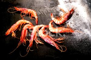 7 shrimp & 2 tbsp sauce (3 oz) Plum Crazy Shrimp
