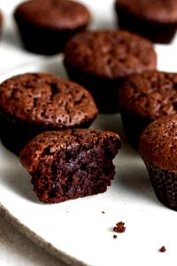 8 brownies (28 g) Sugar Free Bite Size Brownies