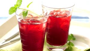 8 fl oz (240 ml) Cranberry Iced Tea