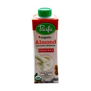 8 fl oz (240 ml) Organic Almond Non-Dairy Beverage