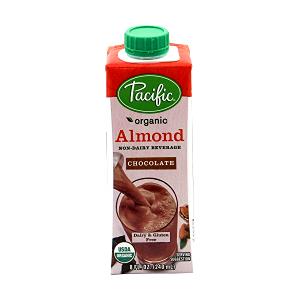 8 Fl Oz Almond Beverage, Chocolate, Nondairy