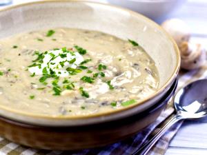 8 oz (227 g) Creamy Wild Mushroom Soup
