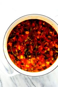 8 oz Hearty Vegetable Soup (Small)