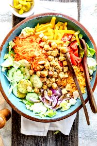 8 Oz Mixed Garden Salad