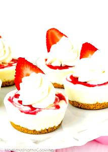 8 Oz Yogurt, Strawberry Cheesecake, 1% Mf