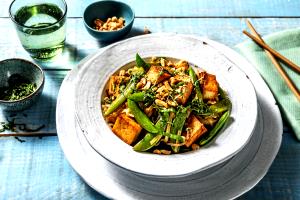 1/2 bag (227 g) Pad See Ew with Tofu