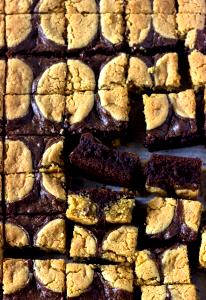 1/2 cookie (2.25 g) Brownie Peanut Butter Cookie