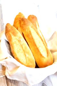 1 baguette (261 g) Vietnamese Baguette
