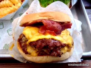 1 burger Double SmokeShack