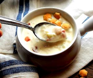 1 cup (239 g) New England Clam Chowder Soup