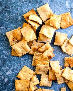 1 Cup Bite Size Crackers