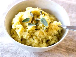1 Cup Mashed Potato made with Milk, Fat and Egg (from Dry)