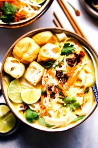 1 cup prepared (105 g) Yellow Curry Noodles