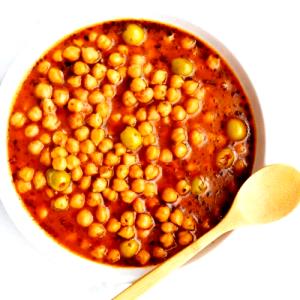 1 Cup Puerto Rican Style Stewed Chickpeas with Spanish Sausages (Garbanzos Guisados Con Chorizos)