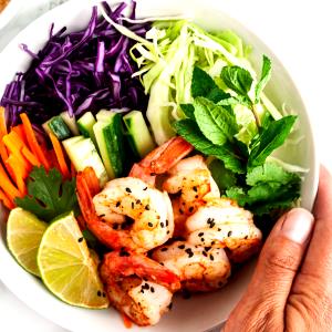 1 Cup Seafood Garden Salad with Seafood (Vegetables Excluding Tomato and Carrots)