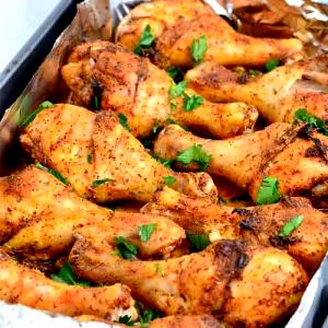 1 drumstick (95 g) Roasted Chicken Drumsticks
