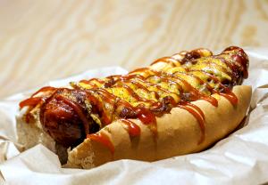 1 hot dog (94 g) Cheese Dog