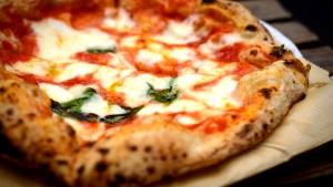 1 Large (15 Dia) Margherita Pizza