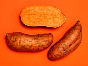 1 Medium (2 Dia, 5 Long, Raw) Baked Sweetpotato (Peel Not Eaten)