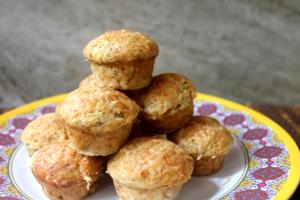 1 Miniature Cheese Muffin