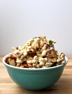 1 Nugget White Chocolate with Cereal