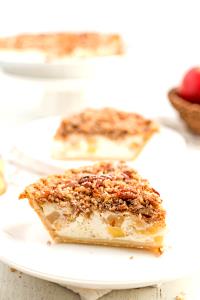1 Piece (1/8 9 Dia) Apple-Sour Cream Pie