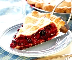 1 Piece (1/8 9 Dia) Berry Pie (Two Crust)