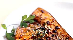1 Piece (4-1/2 X 2-1/4 X 7/8) Cooked Swordfish