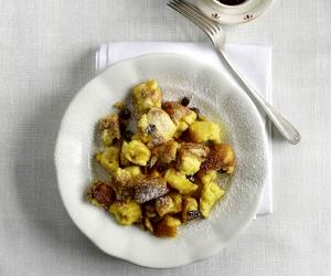 1 Portion Sweet Raisin Pancake (Kaiserschmarrn)