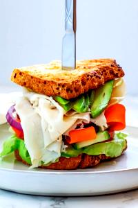 1 sandwich (11 oz) 6 Turkey & Provolone
