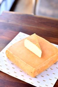 1 serving (1 oz) Taleggio Cheese