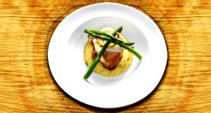 1 serving (13 oz) Herb Roasted Chicken Breast with Parmesan Polenta (1200)