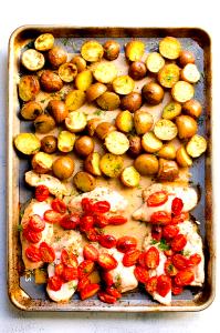 1 serving (5.2 oz) Potato Chicken