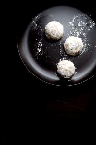 1 Serving Chai Pistachio Cookies