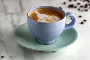 1 Serving Hot Latte, Hazelnut Large
