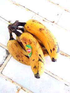 1 Serving Manzano Bananas