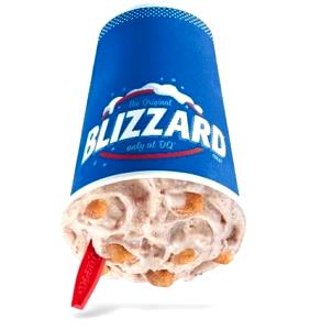 1 serving Snickerdoodle Cookie Dough Blizzard (Small)