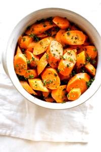 1 Small (5-3/4 Long Or Less) Cooked Carrots (from Fresh, Fat Added in Cooking)