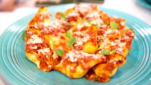 100 G Fish and/or Shellfish Stuffed Shells with Tomato Sauce