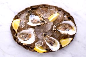 100 G Steamed Oysters