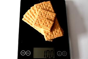 100 Grams Honey Graham