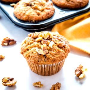 2 muffins (50 g) Banana Nut Mini Muffins