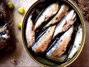 2 Sardines Sardine, Atlantic, Canned In Oil