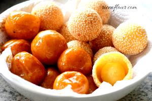 5 pieces (100 g) Sesame Rice Ball