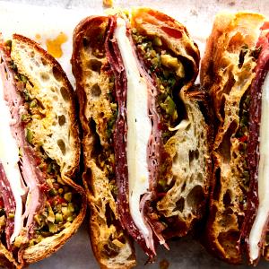 7 sandwich Muffuletta